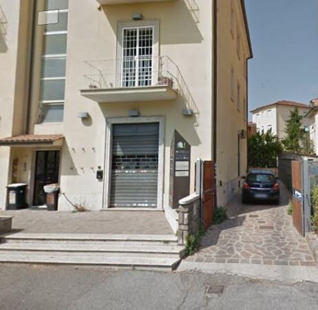 Negozio in Viale del Lavoro 162, Ciampino, {3} - Foto 2