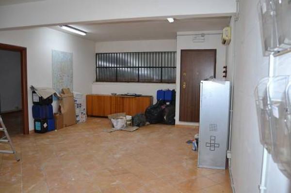 Magazzino in Via Casilina 1602, Roma, {3} - Foto 1