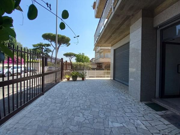 Negozio in Via Altomonte 38, Roma, {3} - Foto 2
