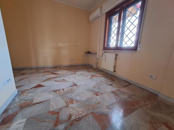 Ufficio in Via Ranuccio Bianchi Bandinelli, Roma, {3} - Foto 2