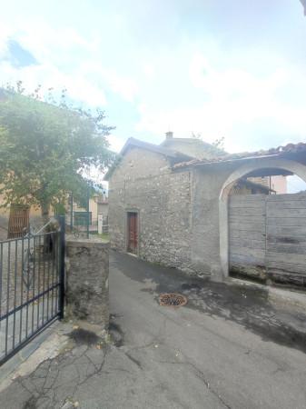 Magazzino in Via Alessandro Volta 4, Alta Valle Intelvi, {3} - Foto 1