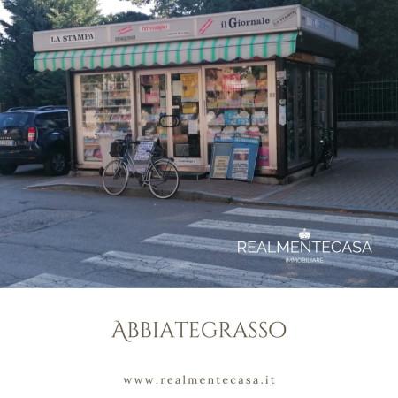 Edicola in Viale Giuseppe Mazzini 15, Abbiategrasso, {3} - Foto 2