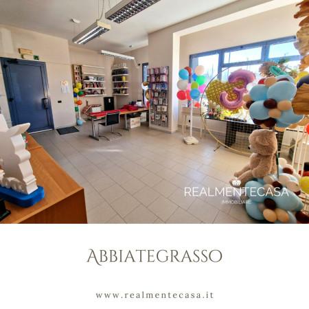 Negozio in Via Francesco Giramo, Abbiategrasso, {3} - Foto 1