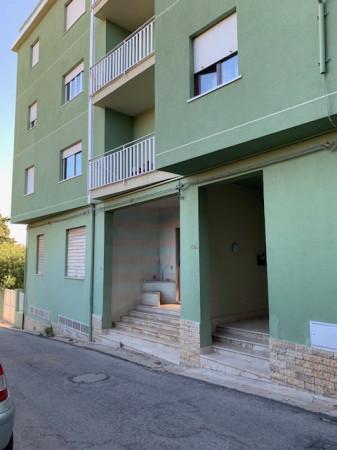 Negozio in Via Monte Bonifato 126, Alcamo, {3} - Foto 1