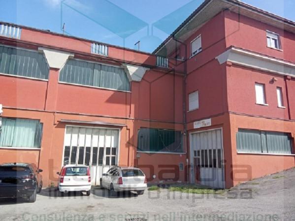 Capannone in Corso Europa 104, Calolziocorte, {3} - Foto 2