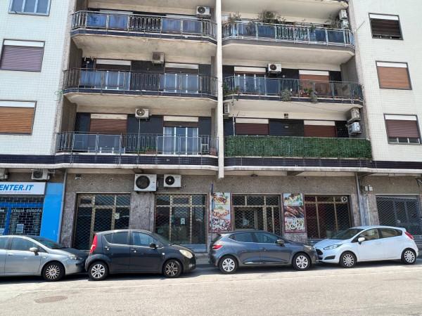 Negozio in Piazza Stazione, Messina, {3} - Foto 1