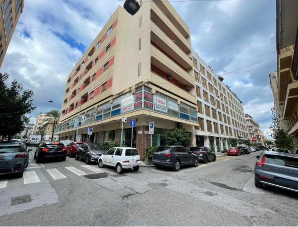 Ufficio in Via Camiciotti, Messina, {3} - Foto 1