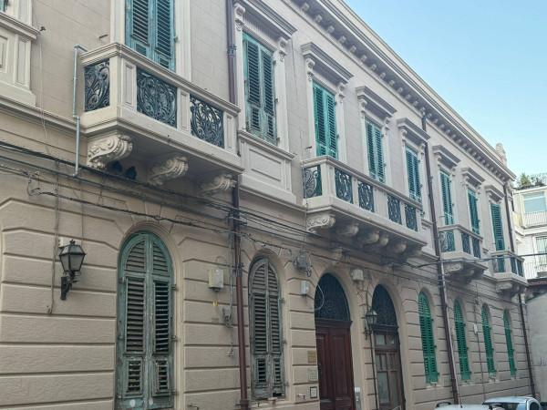 Magazzino in Via Cesare Battisti 191, Messina, {3} - Foto 1