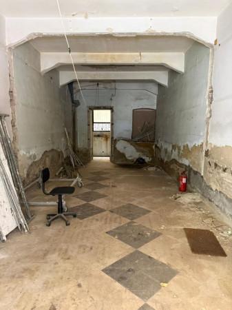 Negozio in Via Nino Bixio 36, Messina, {3} - Foto 2