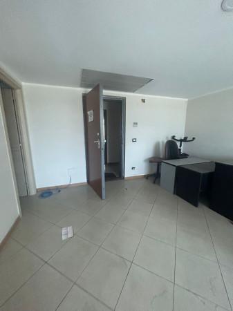 Ufficio in Viale dei Tigli, Casalnuovo Di Napoli, {3} - Foto 1