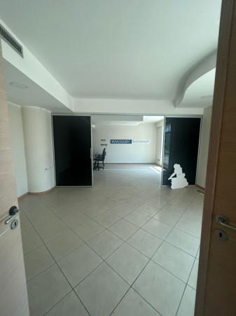 Ufficio in Viale dei Tigli, Casalnuovo Di Napoli, {3} - Foto 2