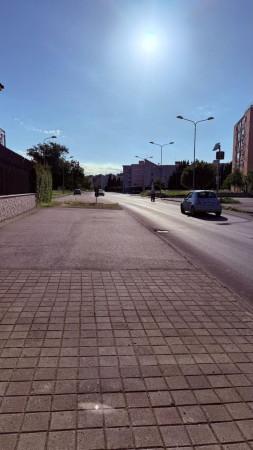 Negozio in Viale Nilde Iotti 3, Pomigliano D'Arco, {3} - Foto 1