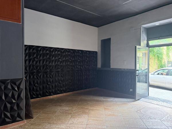 Negozio in Via Roma, Casalnuovo di Napoli, {3} - Foto 1