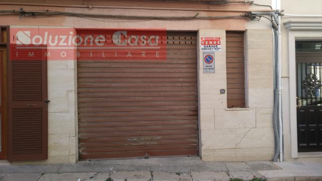 Garage or car box in Via Rapisardi 12, Canosa di Puglia - Photo 1