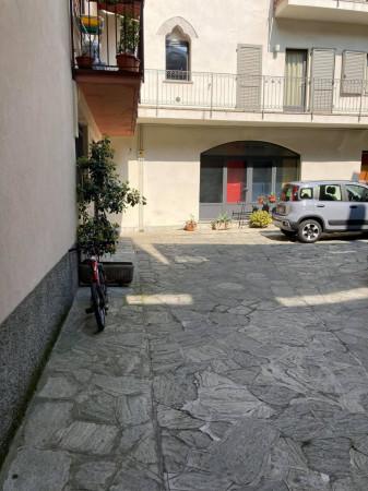 Negozio in Via Giacomo Matteotti, Albino, {3} - Foto 1