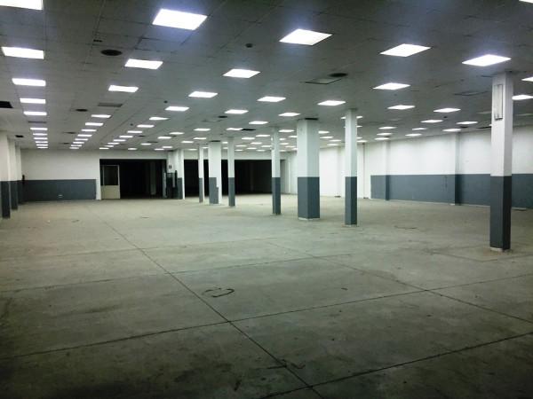 Capannone in Cis, Nola, {3} - Foto 1