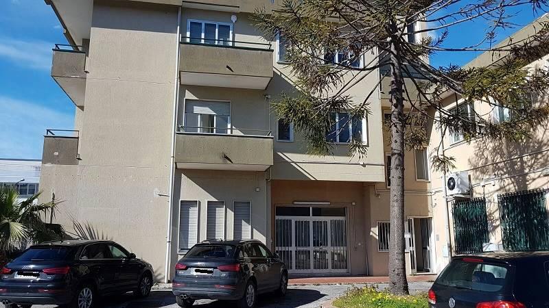 Ufficio in Via Migliaro, Salerno, {3} - Foto 1