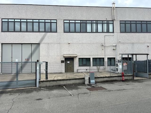 Capannone in Via Canzo 6, Peschiera Borromeo, {3} - Foto 1