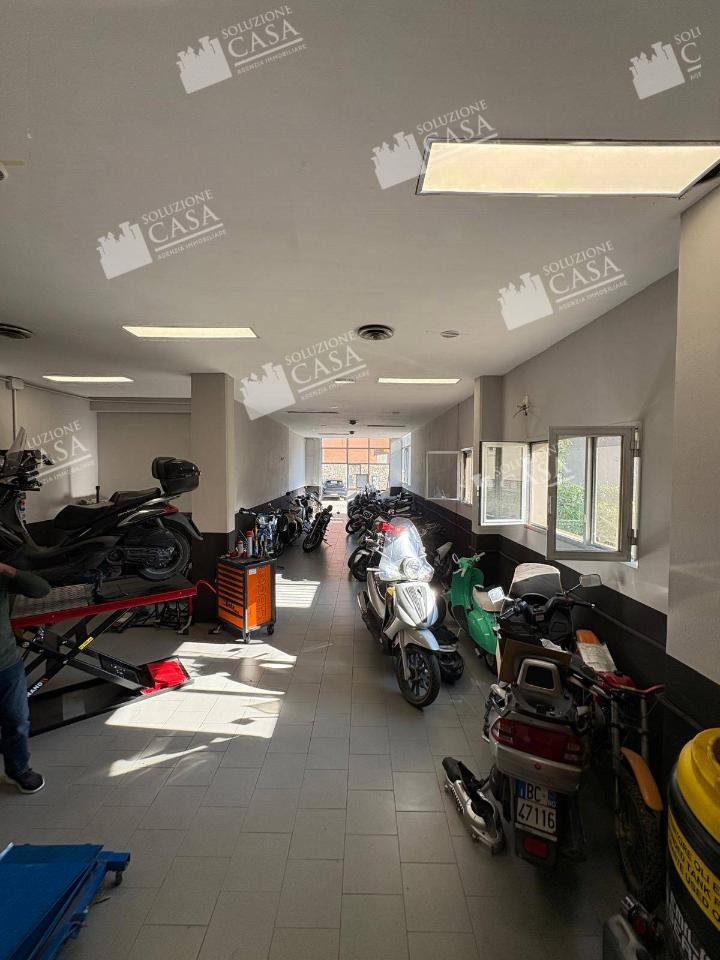 Negozio in Via di Renazzo 48, Cento, {3} - Foto 2