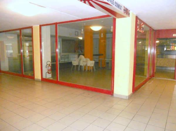 Negozio in Via Cavina 9, Ravenna, {3} - Foto 1