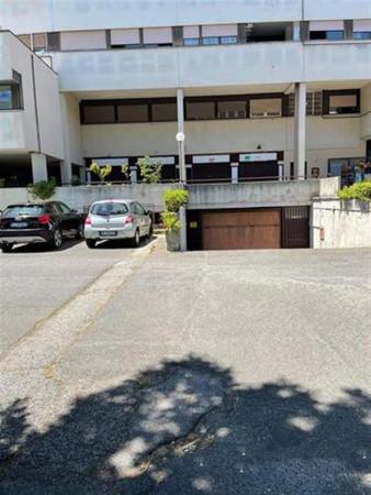 Negozio in Viale Eroi di Cefalonia, Roma, {3} - Foto 2