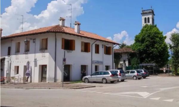 Negozio in Piazza Giulio Cesare, Montereale Valcellina, {3} - Foto 1