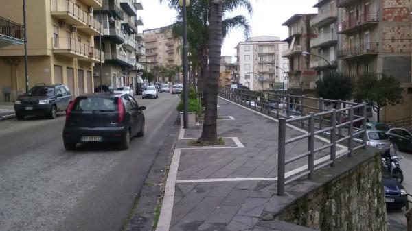 Negozio in Via John Fitzgerald Kennedy, Favara, {3} - Foto 1