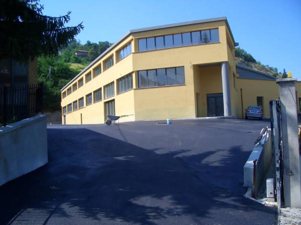 Negozio in Via della Stazione 49/, Urbino, {3} - Foto 1