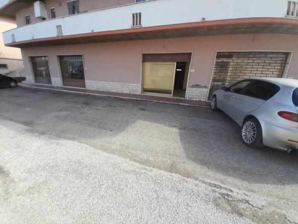 Negozio in Via Salara, Castellalto, {3} - Foto 2