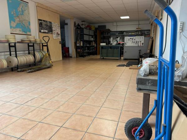 Negozio in Viale Sant'Anna, Corridonia, {3} - Foto 2