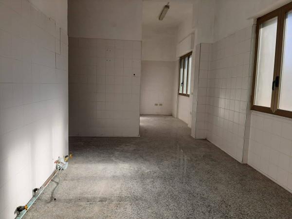 Negozio in Corso Risorgimento, Isernia, {3} - Foto 2