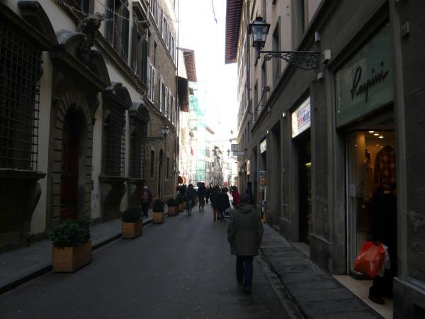 Bar in Borgo degli Albizi 32, Firenze, {3} - Foto 2