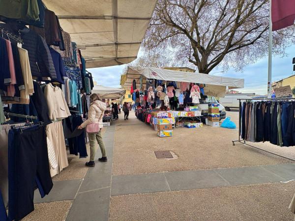 Abbigliamento in Piazza Dalmazia 12, Firenze, {3} - Foto 2