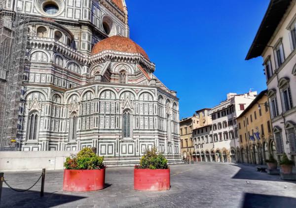Lavanderia - Tintoria in Via dell'Oriuolo 10, Firenze, {3} - Foto 1