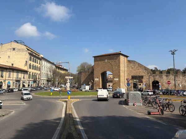 Alimentari in Piazzale di Porta Romana 3, Firenze, {3} - Foto 1