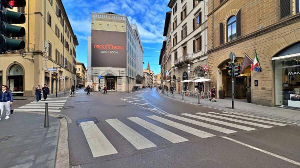 Articoli regalo in Via dei Cerretani 10, Firenze, {3} - Foto 1
