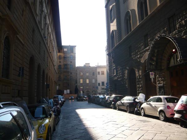 Negozio in Piazza degli Strozzi 1, Firenze, {3} - Foto 1