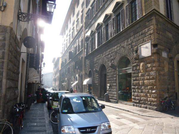 Negozio in Piazza di Santa Croce 1, Firenze, {3} - Foto 1