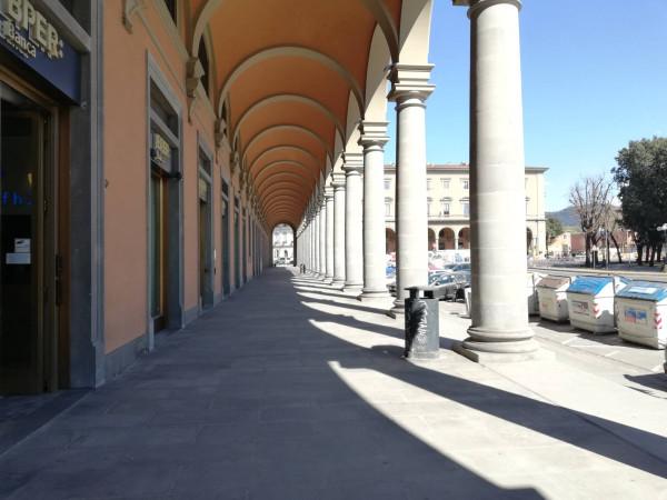 Negozio in Via del Ponte Rosso 4, Firenze, {3} - Foto 1