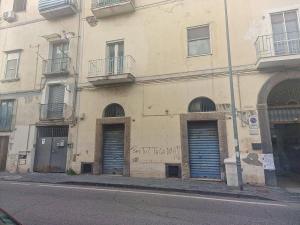 Negozio in Via Vittorio Veneto, Torre Annunziata, {3} - Foto 1