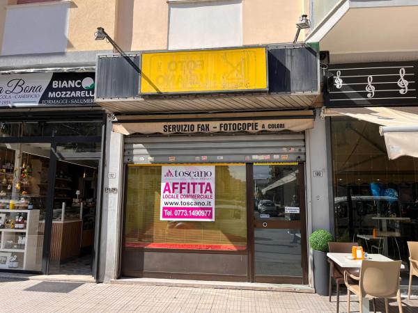 Negozio in Via Isonzo, Latina, {3} - Foto 1