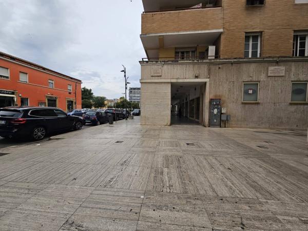 Negozio in Corso della Repubblica, Latina, {3} - Foto 2