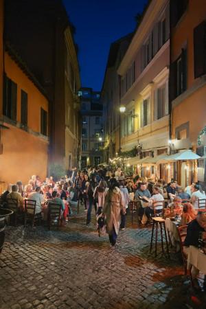Ristorante in Piazza De' Renzi, Roma, {3} - Foto 1