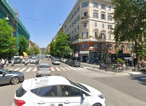 Tavola calda in Via Ottaviano, Roma, {3} - Foto 1