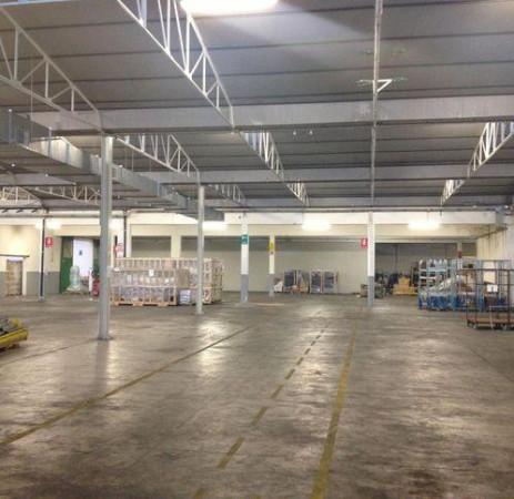 Magazzino in Via Manin, San Vendemiano, {3} - Foto 2