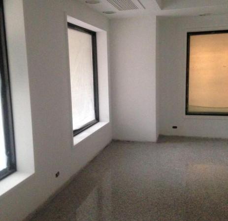 Negozio in Viale Giosue Carducci, Conegliano, {3} - Foto 1