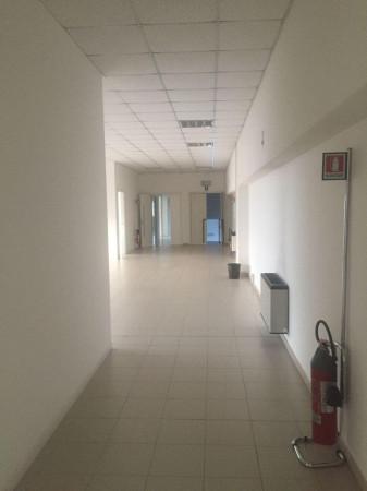 Ufficio in Via della Resistenza 15, San Vendemiano, {3} - Foto 1