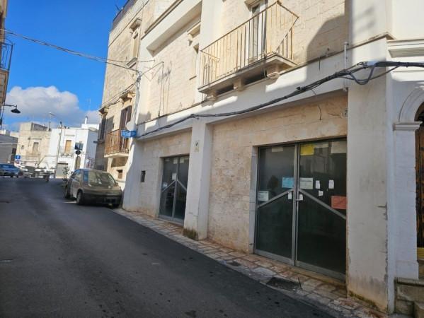 Negozio in Vico 4 Monte 73, Ceglie Messapica, {3} - Foto 2