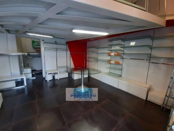 Negozio in Via Roma Snc, Somma Vesuviana, {3} - Foto 1