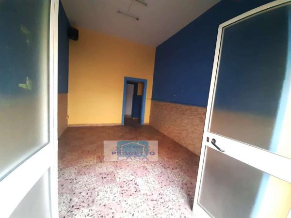 Negozio in Via Casaraia, Somma Vesuviana, {3} - Foto 1